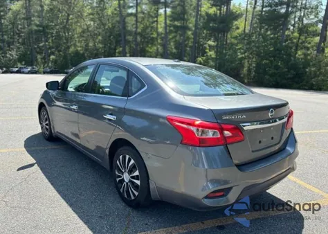 2016 Nissan Sentra S z USA, uszkodzony, nr VIN 3N1AB7AP8GL673816